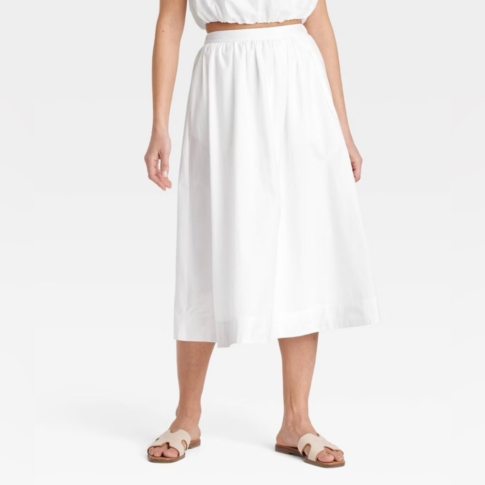 Elegant White Midi Skirt
